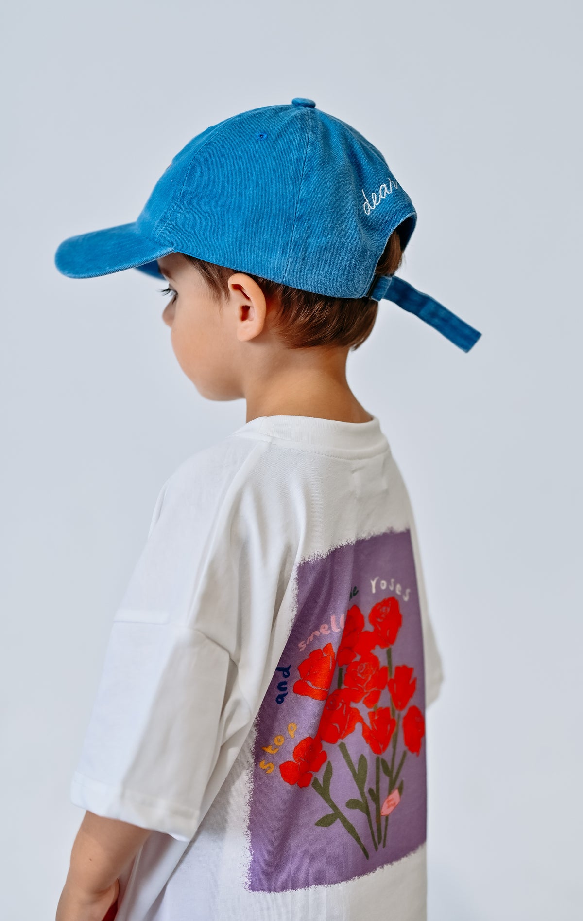 Dilly Dallying Tee