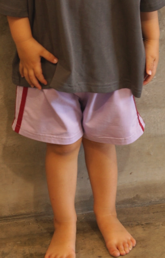 Running Riot Shorts Lilac & Red